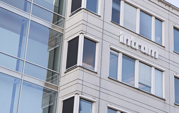 Intrum Brand Environments 043